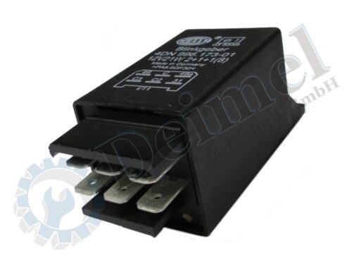 Blinkerrelais, 6-polig, 12V 2+1+1 x 21W mit Lasche, Hersteller: Hella, Ansicht von vorne
