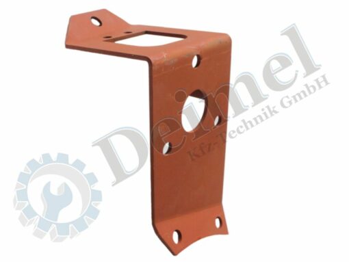 Lampenträger, Leuchtenhalter hinten recht, Steyr T 180, grundiert.