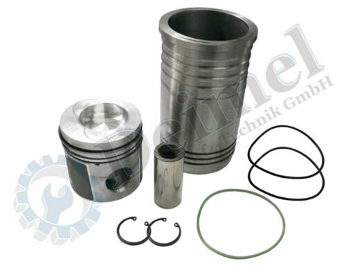 Satz bestehnd aus Kolben Brennraum 64,5mm, Kolbenringe, Kolbenbolzen, Büchse und O-Ringe für die Büchse für SISU Motore