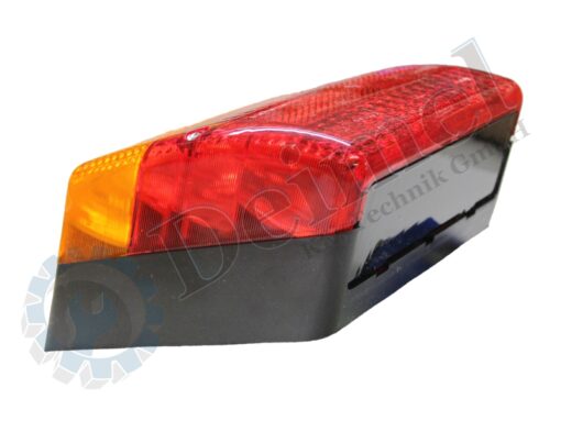 Rücklicht rechts, 3 Kammern, für Steyr 9078, M9078, M9083, 9086, M9086, 9094, M9094, 9080M, 9090M, 9100M, 9085MT, 9095MT, 9105MT, 9105, 9115, 9125, 9145, CVT 120, 130, 150, 170, 6135, 6145, 6155, 6170, 6190, 6140, 6150, 6160, 6175, 6195
