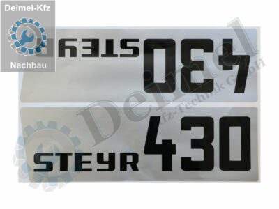 Aufkleber Set „Steyr 430“ bestehend aus 2 Stk Aufkleber – 1x rechts und 1x links an der Motorhaube, Silber mit Schwarzer Aufschrift
