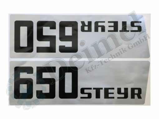 Aufkleber Set „Steyr 650“ bestehend aus 2 Stk Aufkleber – 1x rechts und 1x links an der Motorhaube, Silber mit Schwarzer Aufschrift
