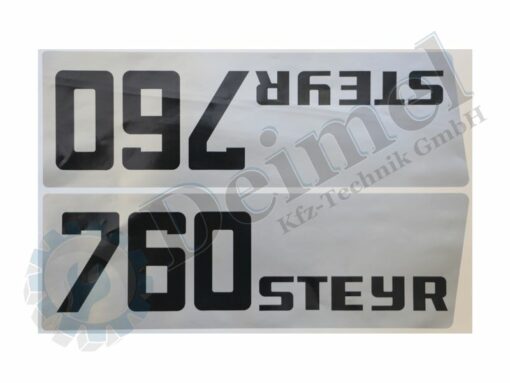 Aufkleber Set „Steyr 760“ bestehend aus 2 Stk Aufkleber – 1x rechts und 1x links an der Motorhaube, Silber mit Schwarzer Aufschrift