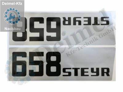 Aufkleber Set „Steyr 658“ bestehend aus 2 Stk Aufkleber – 1x rechts und 1x links an der Motorhaube, Silber mit Schwarzer Aufschrift