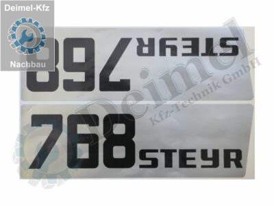 Aufkleber Set „Steyr 768“ bestehend aus 2 Stk Aufkleber – 1x rechts und 1x links an der Motorhaube, Silber mit Schwarzer Aufschrift