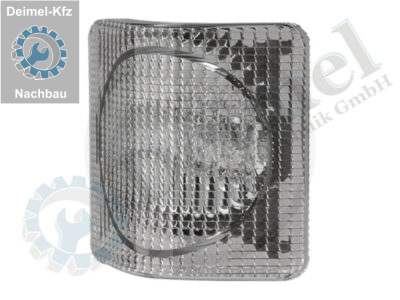 LED Arbeitscheinwerfer in der Motorhaube für Steyr 9105, 9115, 9125, 9145, CVT 120, 130, 150, 170